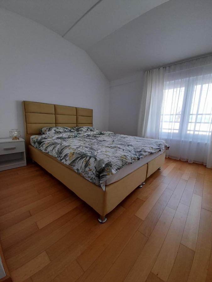 באניה לוקה Apartman Lena מראה חיצוני תמונה