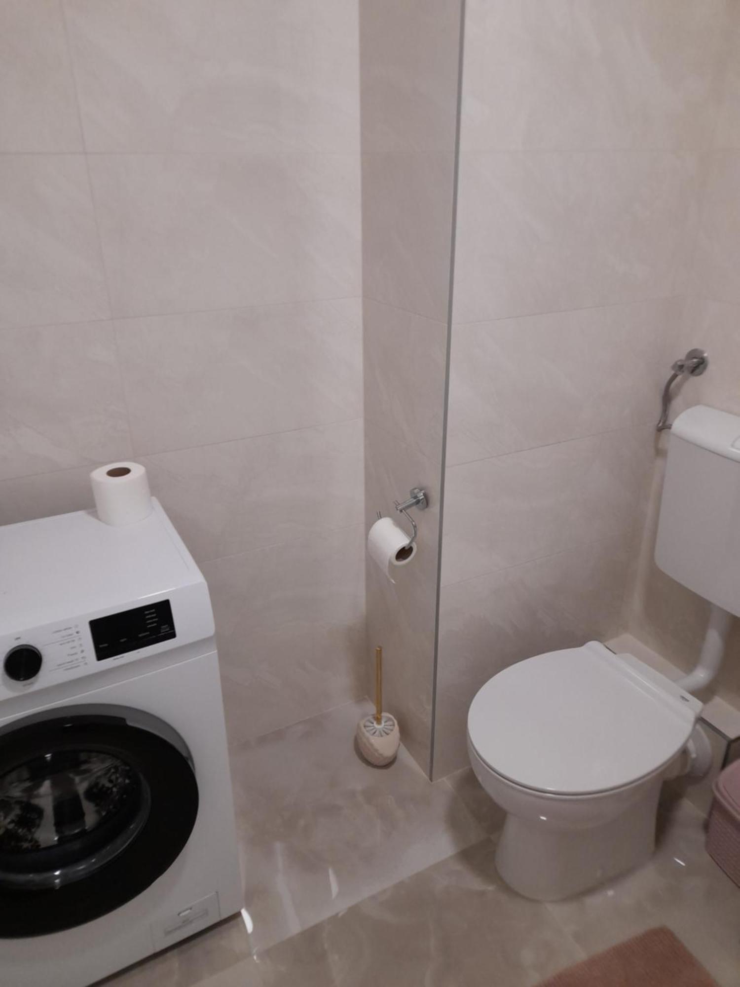 באניה לוקה Apartman Lena מראה חיצוני תמונה